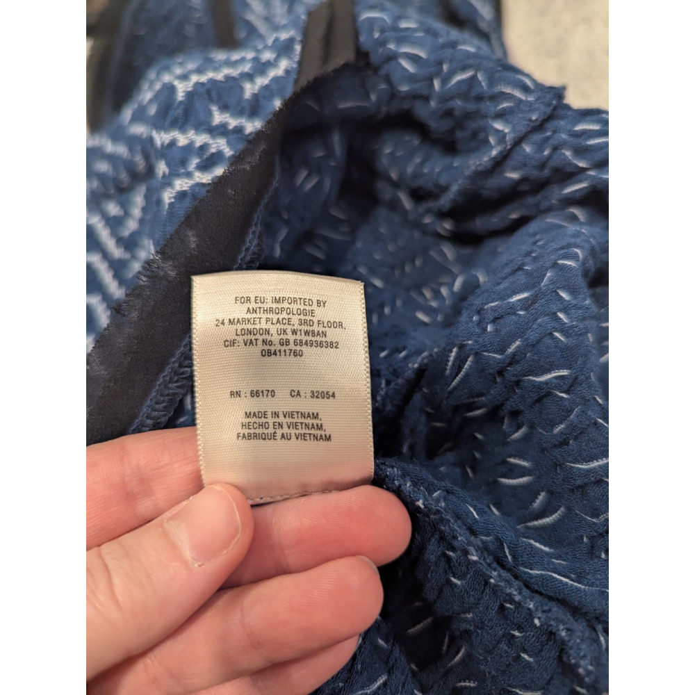 Anthropologie Postmark Woman Medium Textured Tank blue white chevron black lace - Picture 8 of 8